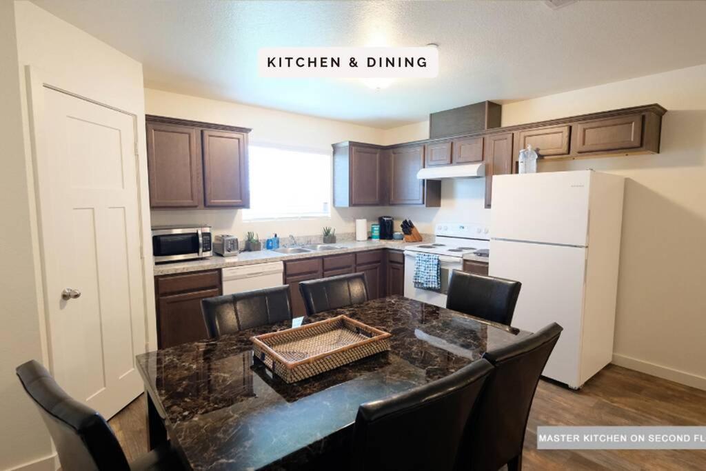 3 Story, 3 Bdrm, 4 Beds, 2 Bath, North Houston, Iah - 10B Villa Exterior foto